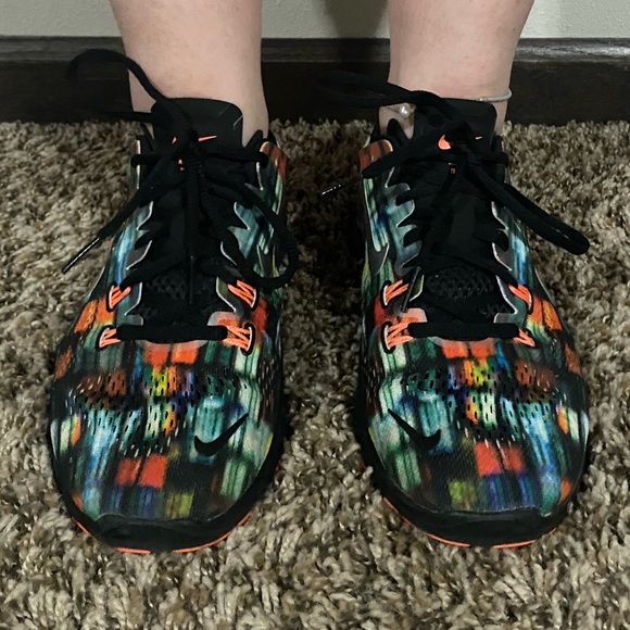 Nike | Free | Sneakers | Colorful - Picture 2 of 4